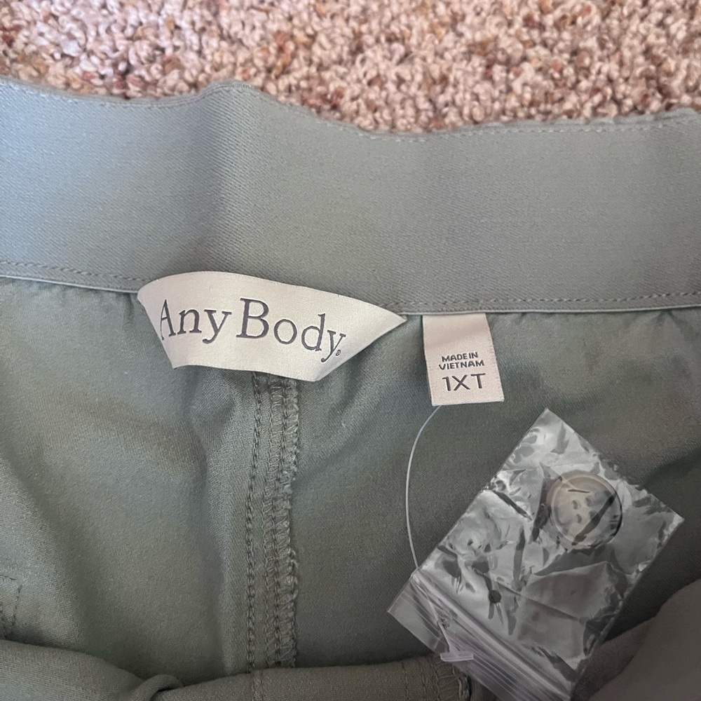 NWT Anybody Sage Green All Stretch Twill Cropped Wide Leg Utility Pants - Picture 4 of 4